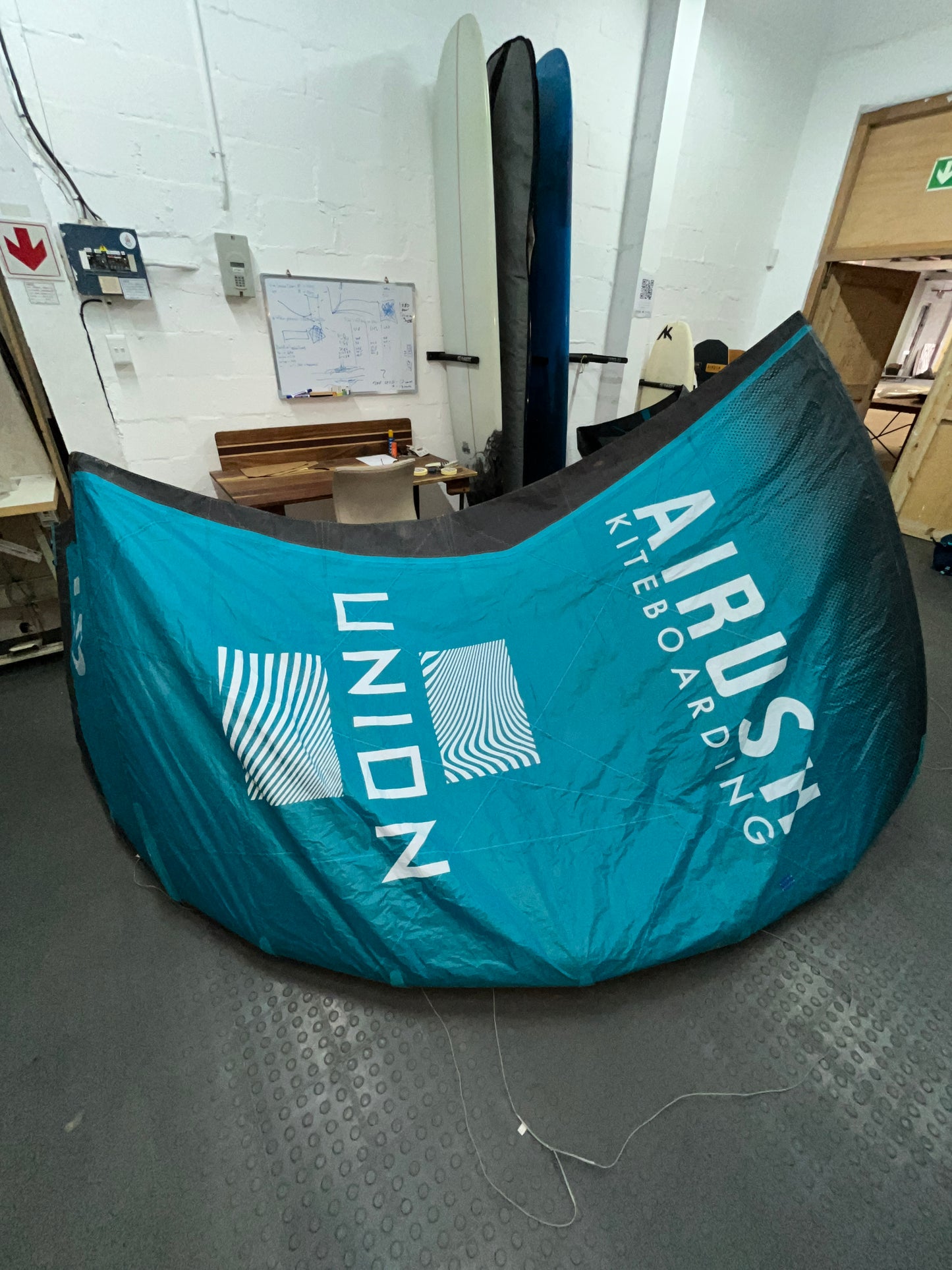 Union v6 10m - Slate And Teal
